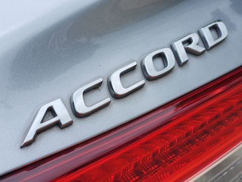 Certified 2020 Honda Accord EX image 10