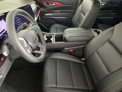 New 2026 Chevrolet Traverse Z71 w/ Driver Confidence Package AWD/4WD image 14