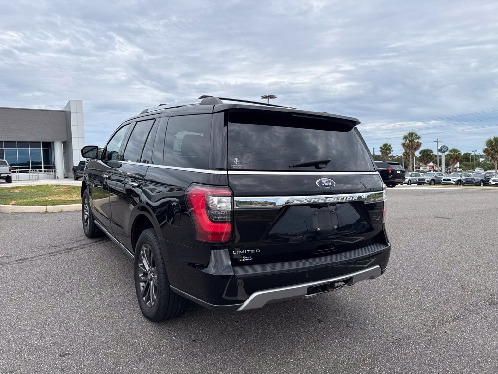 Used 2021 Ford Expedition Limited w/ Cargo Package RWD image 3