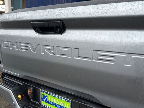 Used 2024 Chevrolet Colorado LT w/ LT Convenience Package II AWD/4WD image 33