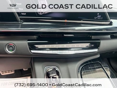 Certified 2024 Cadillac Escalade V w/ LPO, ONYX Package AWD/4WD image 35