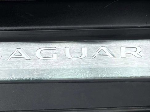 Used 2019 Jaguar F-TYPE Coupe image 42