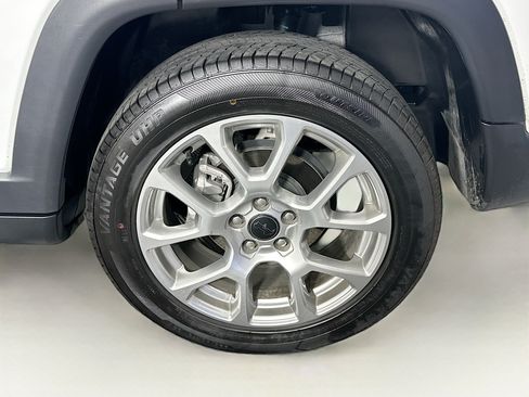 Used 2025 Jeep Compass Limited AWD/4WD image 11
