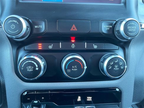 Used 2024 RAM 1500 Big Horn image 15