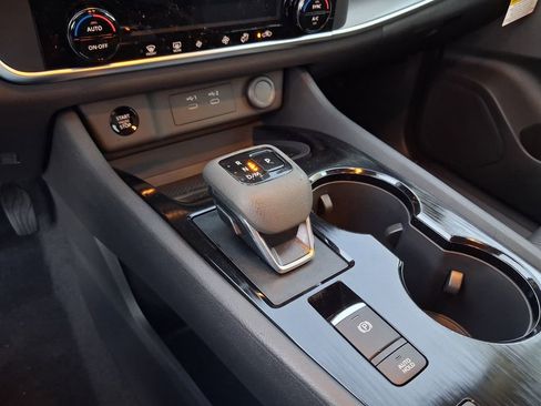 New 2026 Nissan Rogue SV FWD image 9