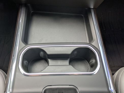 Used 2025 GMC Sierra 2500 SLT w/ SLT Premium Package image 14