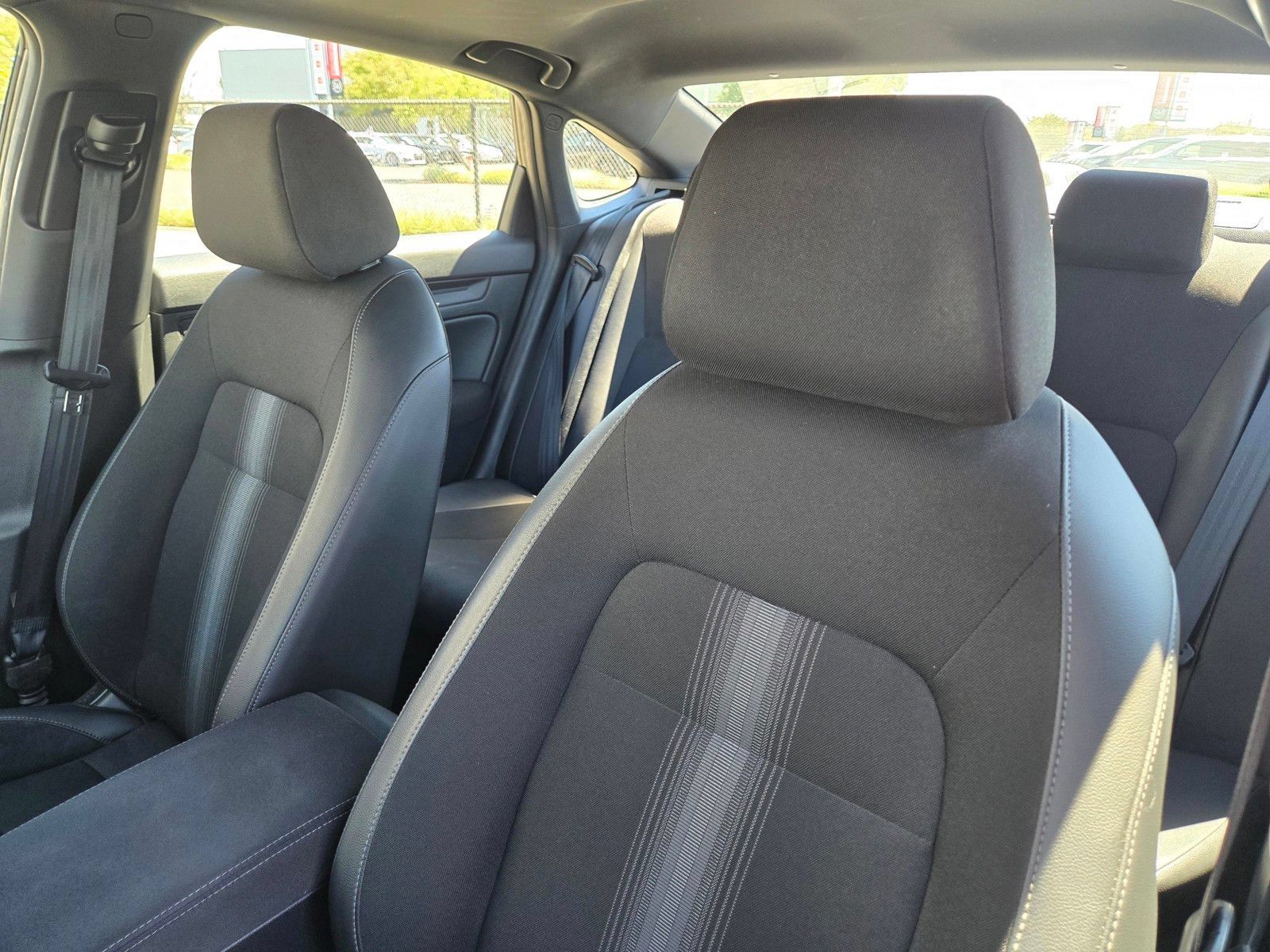 Used 2025 Honda Civic Sport image 13