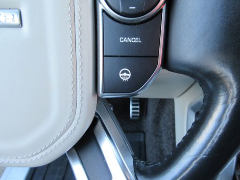 Used 2017 Land Rover Range Rover Supercharged image 59