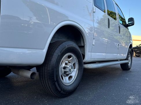 Used 2023 Chevrolet Express 2500 w/ Driver Convenience Package image 9