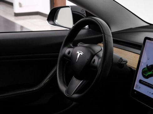 Used 2018 Tesla Model 3 Long Range image 22