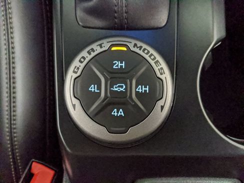 Certified 2025 Ford Bronco Badlands AWD/4WD image 12