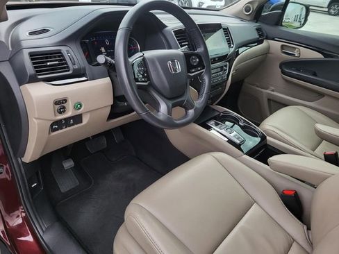 Used 2020 Honda Pilot Touring image 18