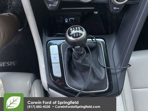 Used 2019 Genesis G70 2.0T Sport image 13