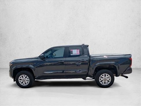 Used 2025 Toyota Tacoma SR5 AWD/4WD image 8