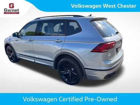 Used 2023 Volkswagen Tiguan SE R-Line FWD image 3