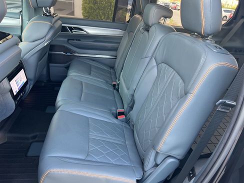 Used 2022 Jeep Grand Wagoneer Series III w/ Flexible Seating Group image 56