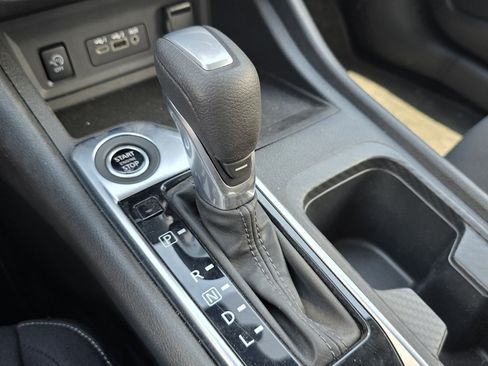 Used 2025 Nissan Sentra SV FWD image 26
