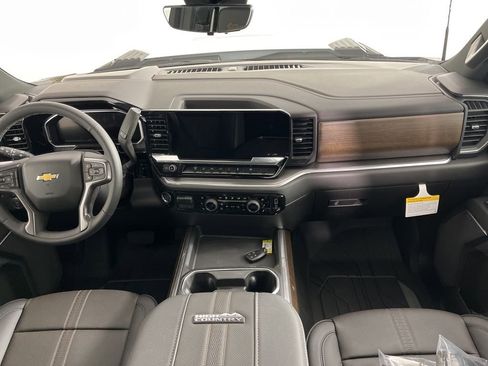 New 2026 Chevrolet Silverado 3500 High Country w/ High Country Premium Package image 20