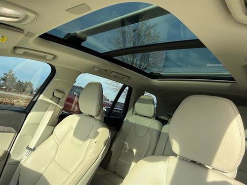 Used 2023 Volvo XC90 B6 Plus w/ Protection Package Premier image 15