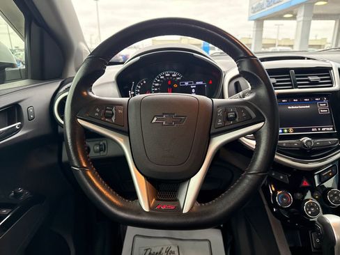 Used 2020 Chevrolet Sonic LT w/ Convenience Package image 18