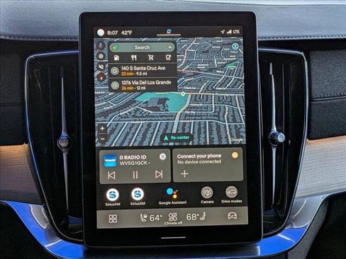 Certified 2025 Volvo XC90 B6 Plus w/ Protection Package Premier image 17