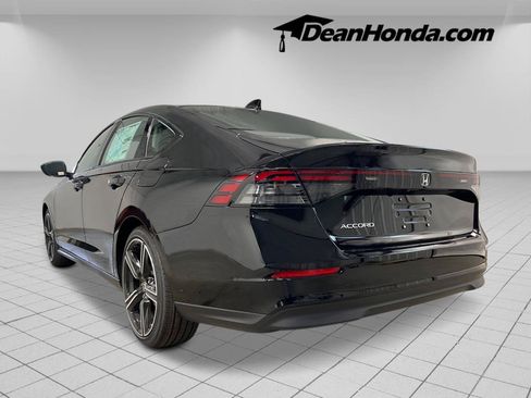 New 2026 Honda Accord SE image 3
