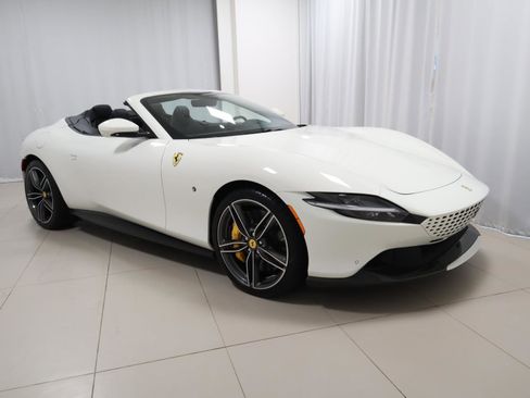 Certified 2024 Ferrari Roma Spider image 7