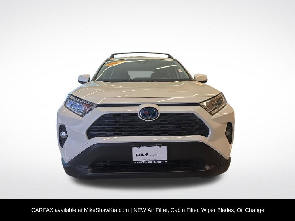 Used 2021 Toyota RAV4 XLE Premium AWD/4WD image 4