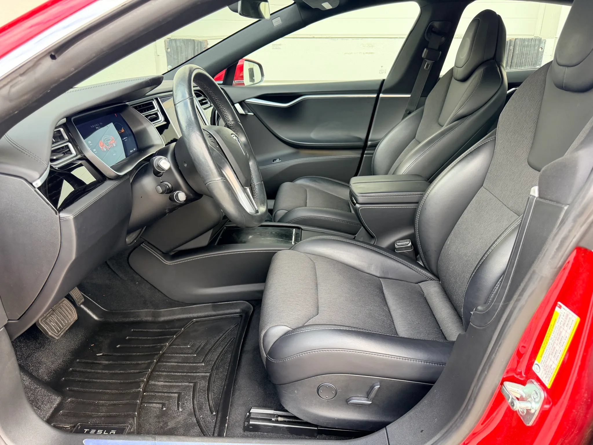 Used 2018 Tesla Model S 75D AWD/4WD image 11