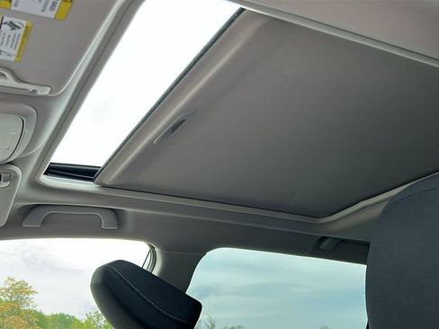 Certified 2022 Subaru Forester Premium AWD/4WD image 21
