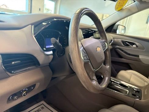 Used 2020 Chevrolet Traverse LT w/ LT Premium Package AWD/4WD image 23