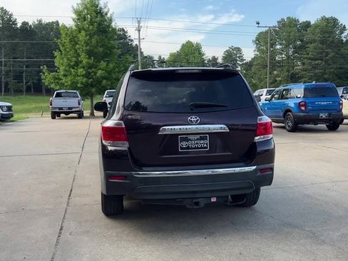 Used 2012 Toyota Highlander FWD image 5