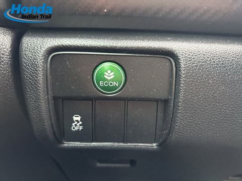 Used 2017 Honda Accord Sport image 22