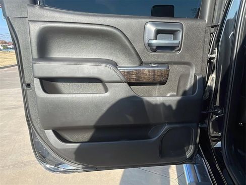 Used 2016 GMC Sierra 3500 Denali w/ Duramax Plus Package image 15