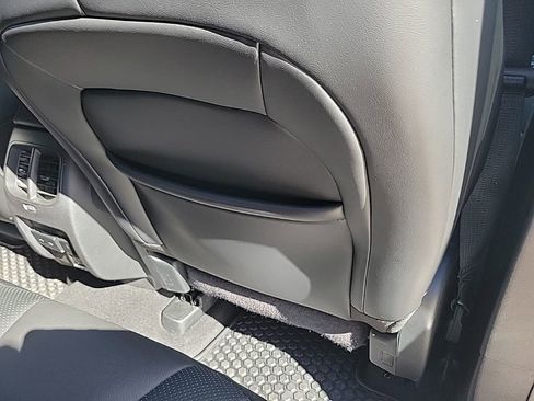 Used 2020 Jeep Cherokee Trailhawk image 42