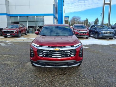 New 2026 Chevrolet Equinox LT w/ Convenience Package II image 9