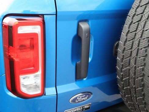 Used 2023 Ford Bronco Big Bend image 7