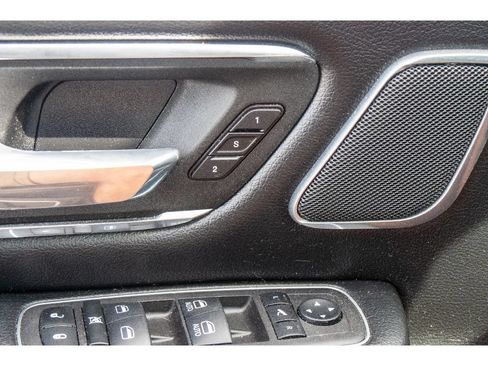 Used 2024 RAM 1500 Laramie AWD/4WD image 25