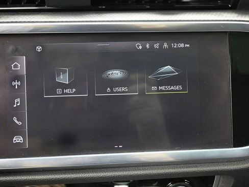 Used 2022 Audi Q3 2.0T Premium Plus w/ Premium Plus Package image 25