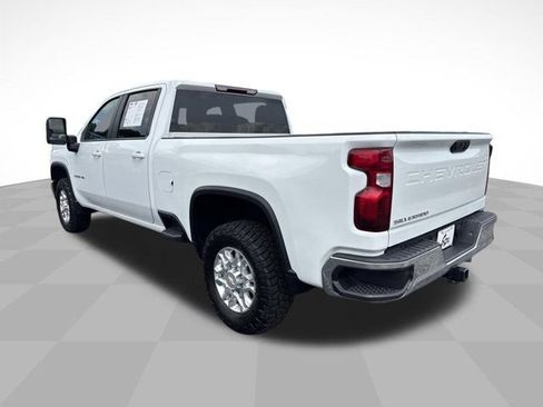 Used 2024 Chevrolet Silverado 2500 LT AWD/4WD image 7