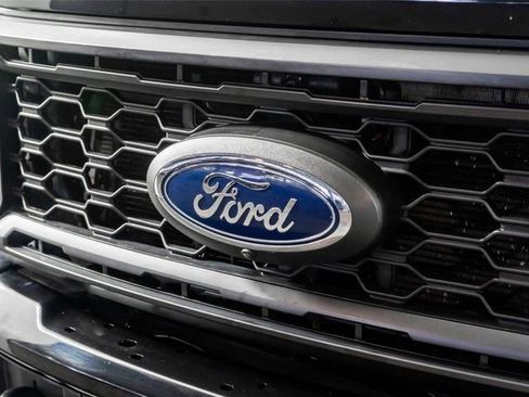 Used 2024 Ford F250 Lariat w/ Lariat Ultimate Package AWD/4WD image 24