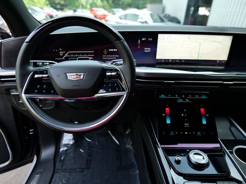 Used 2025 Cadillac Escalade Sport image 15