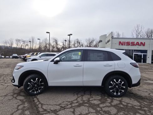 New 2026 Honda HR-V EX-L image 9