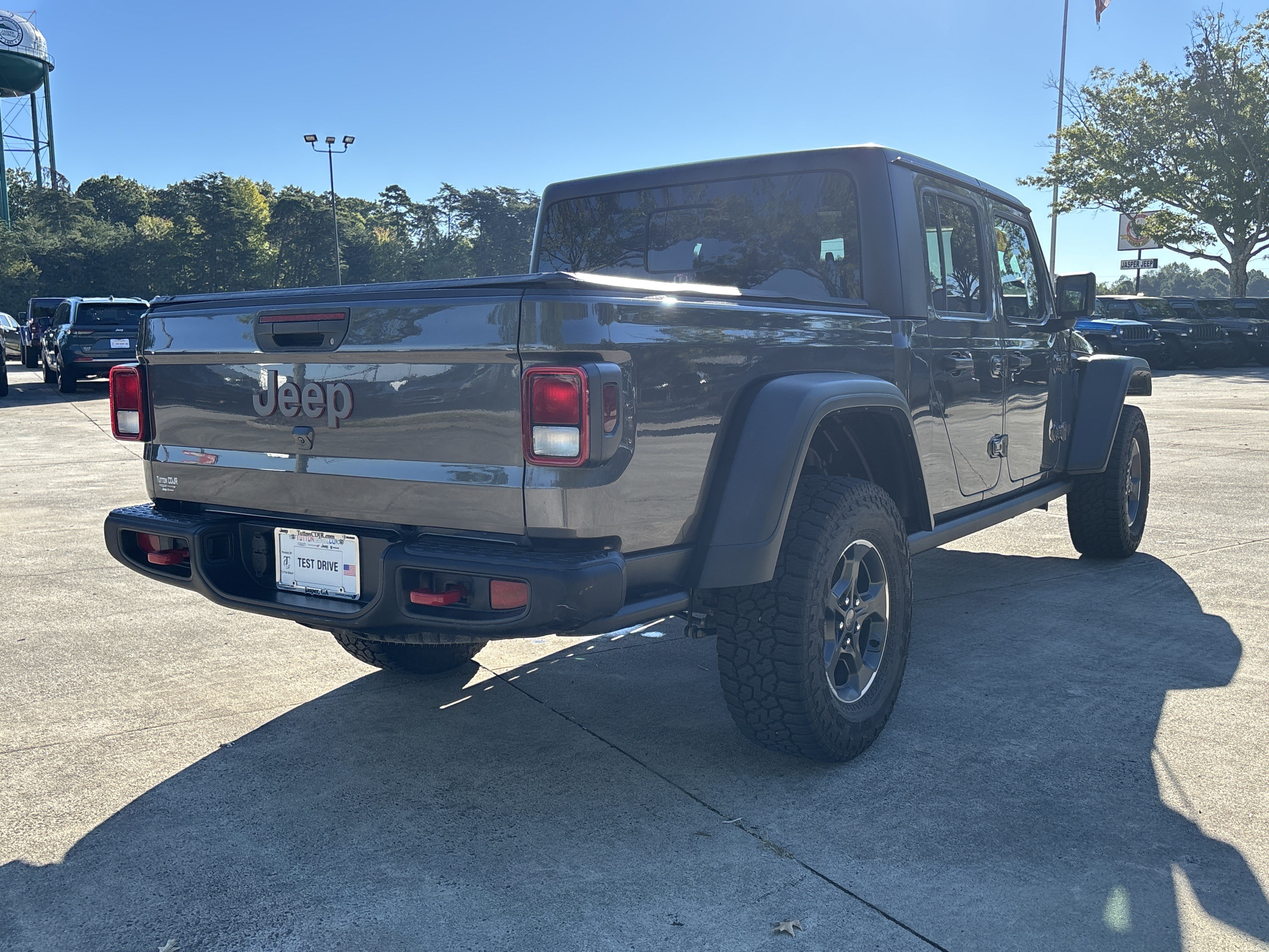 Used 2023 Jeep Gladiator Rubicon w/ Cold Weather Group AWD/4WD image 9