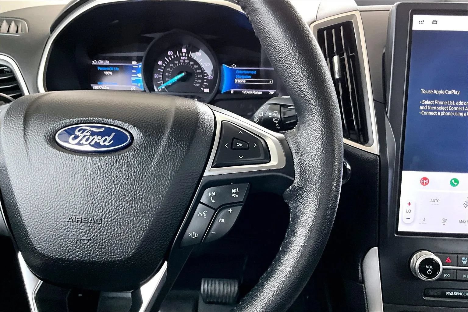 Used 2021 Ford Edge SEL FWD image 11