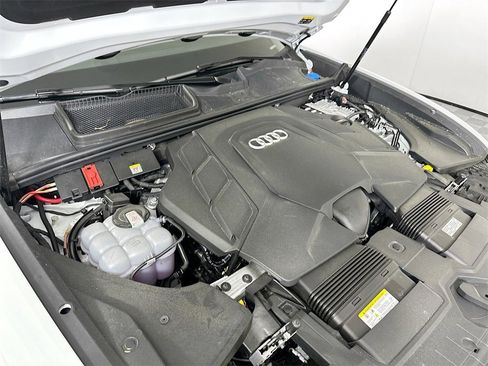 Used 2025 Audi Q8 Premium Plus w/ Premium Plus Package image 25