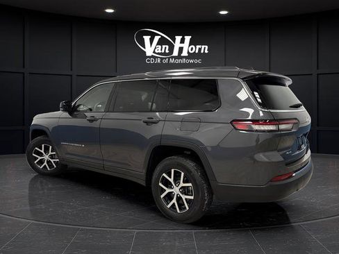 Used 2023 Jeep Grand Cherokee L Limited image 3