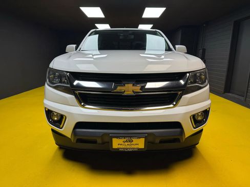 Used 2016 Chevrolet Colorado LT w/ LT Convenience Package image 2
