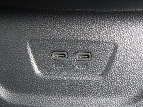 New 2025 Chevrolet Blazer EV LT w/ Midnight/Sport Edition image 29