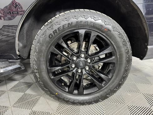 Used 2022 Ford Expedition XLT AWD/4WD image 51